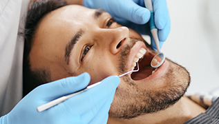 Was sind Zirkoniumzähne und wie werden sie hergestellt?